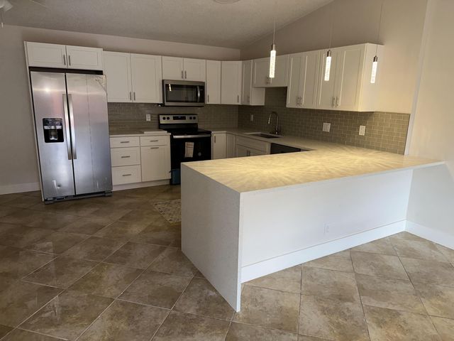 4326 Woodstock Drive C, West Palm Beach, FL 33409