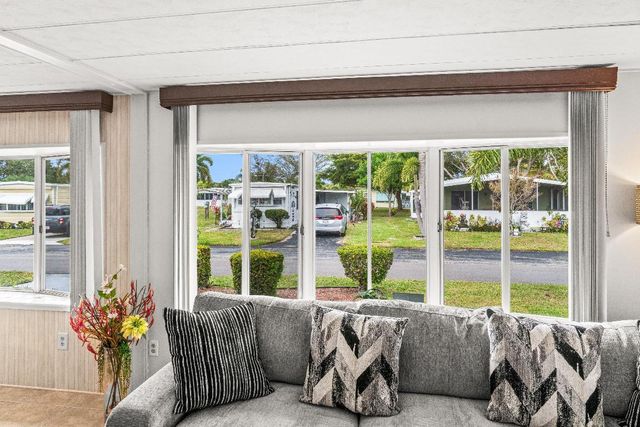 8350 E Club Road, Boca Raton, FL 33433