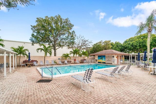 8350 E Club Road, Boca Raton, FL 33433