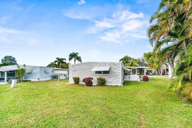 8350 E Club Road, Boca Raton, FL 33433