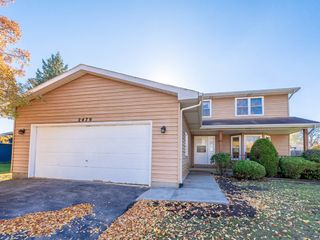 2479 Penn Boulevard, Lindenhurst, IL 60046