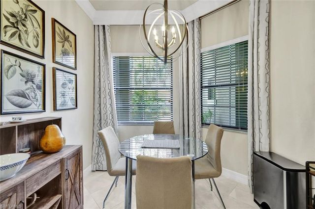 13423 Silktail DR, Naples, FL 34109