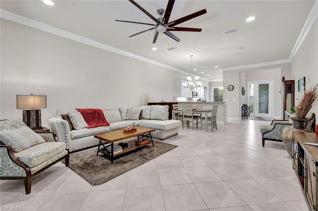 13423 Silktail DR, Naples, FL 34109