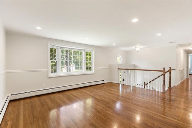 1 Brackenbury Lane, Beverly, MA 01915