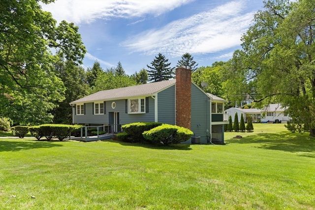 1 Brackenbury Lane, Beverly, MA 01915