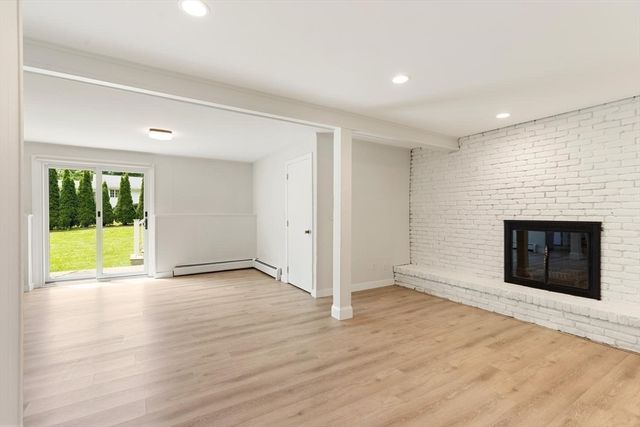 1 Brackenbury Lane, Beverly, MA 01915