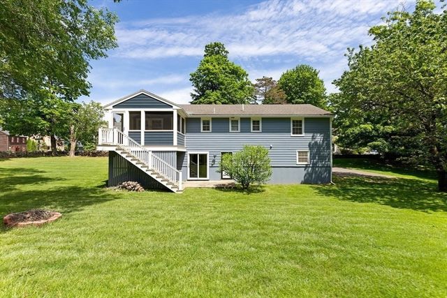 1 Brackenbury Lane, Beverly, MA 01915