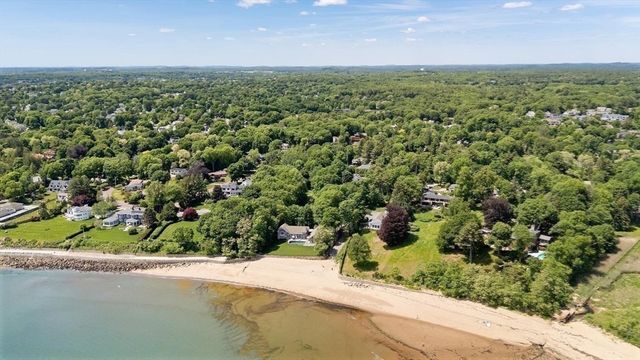 1 Brackenbury Lane, Beverly, MA 01915