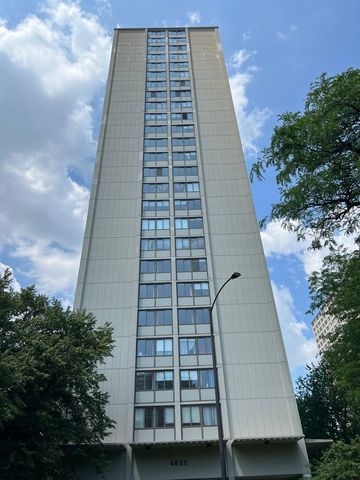 4850 S Lake Park Avenue 2112, Chicago, IL 60615