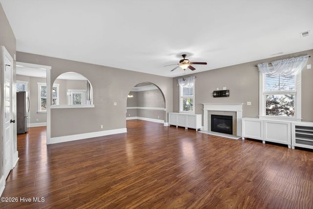 1727 Sloop Point Loop Road, Hampstead, NC 28443