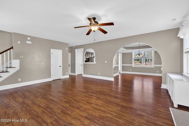 1727 Sloop Point Loop Road, Hampstead, NC 28443