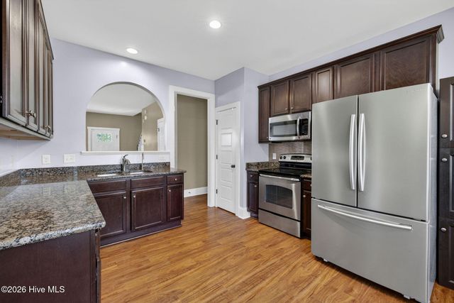 1727 Sloop Point Loop Road, Hampstead, NC 28443