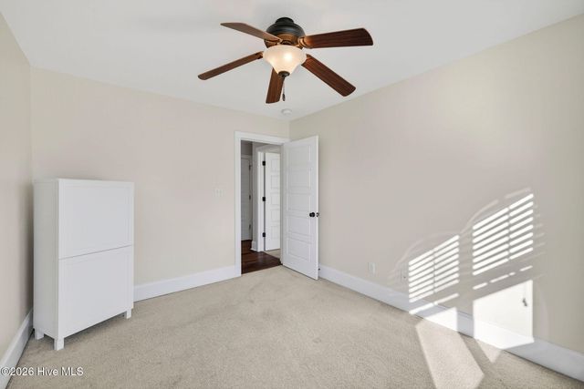 1727 Sloop Point Loop Road, Hampstead, NC 28443