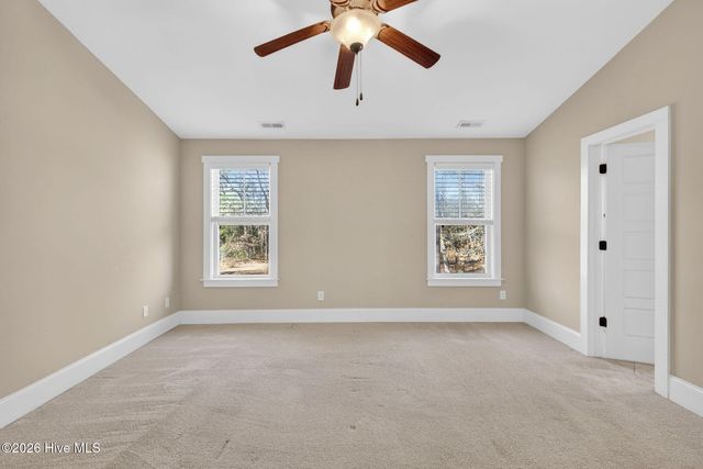 1727 Sloop Point Loop Road, Hampstead, NC 28443