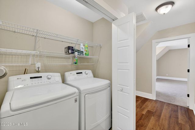 1727 Sloop Point Loop Road, Hampstead, NC 28443