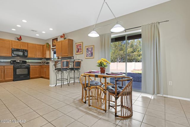 1007 E MOUNT SHIBELL Drive, Sahuarita, AZ 85629