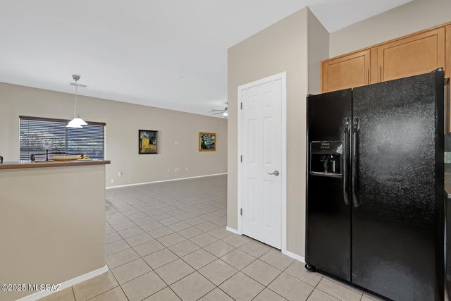 1007 E MOUNT SHIBELL Drive, Sahuarita, AZ 85629