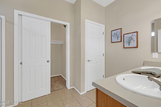 1007 E MOUNT SHIBELL Drive, Sahuarita, AZ 85629