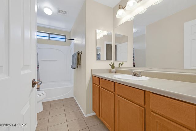 1007 E MOUNT SHIBELL Drive, Sahuarita, AZ 85629