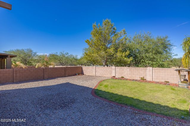1007 E MOUNT SHIBELL Drive, Sahuarita, AZ 85629