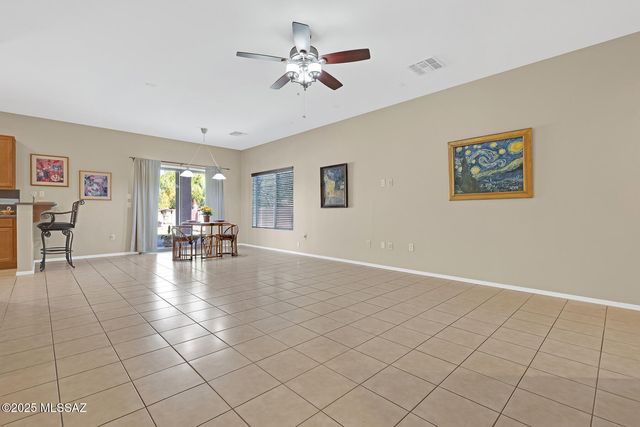 1007 E MOUNT SHIBELL Drive, Sahuarita, AZ 85629