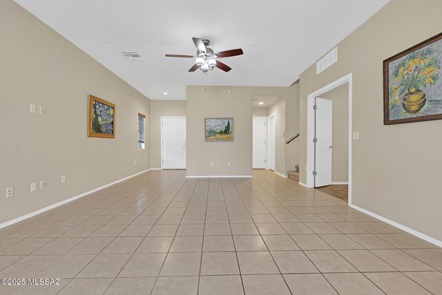 1007 E MOUNT SHIBELL Drive, Sahuarita, AZ 85629