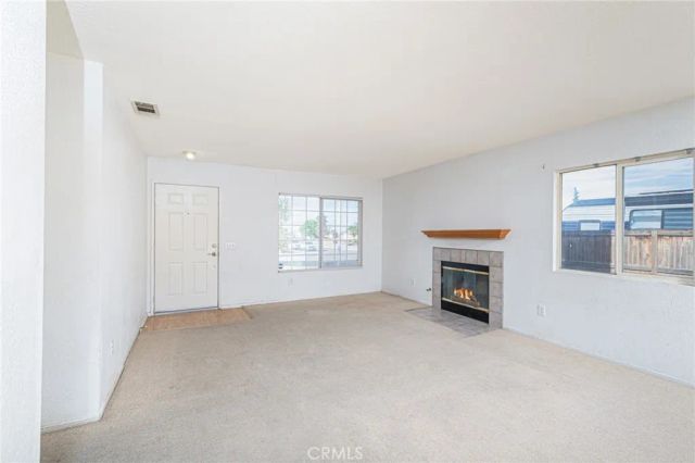 10611 Plainfield, Adelanto, CA 92301