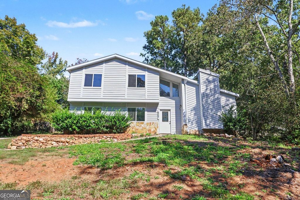 6567 Oakwood Drive, Douglasville, GA 30135 — exterior