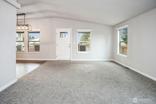 3344 Pine Street, Longview, WA 98632