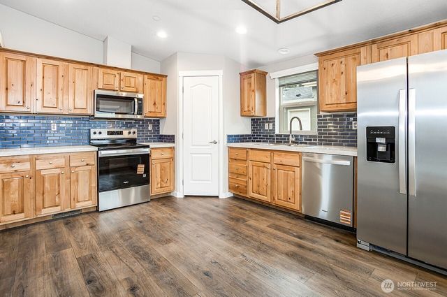 3344 Pine Street, Longview, WA 98632