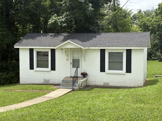 803 Cumberland Dr, Clarksville, TN 37040