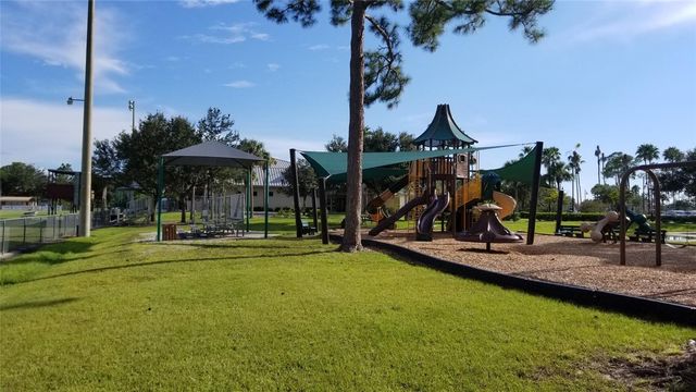 1132216543 HAMPSHIRE CIRCLE, North Port, FL 34288