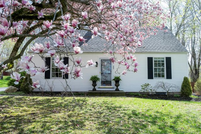 22 Haight Avenue, Millbrook, NY 12545