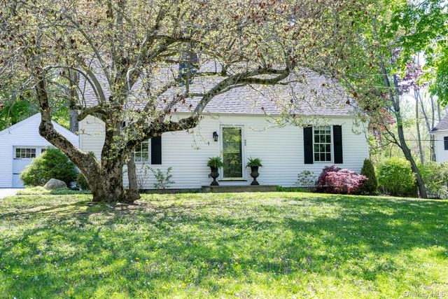 22 Haight Avenue, Millbrook, NY 12545
