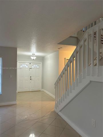 15065 SW 108 TE, Miami, FL 33196