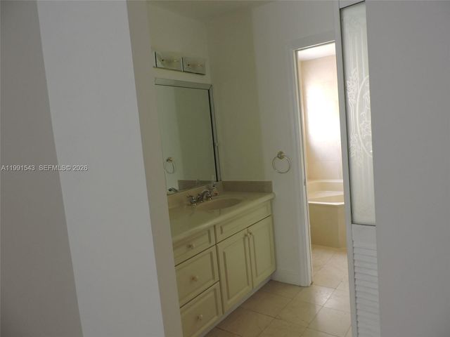 15065 SW 108 TE, Miami, FL 33196
