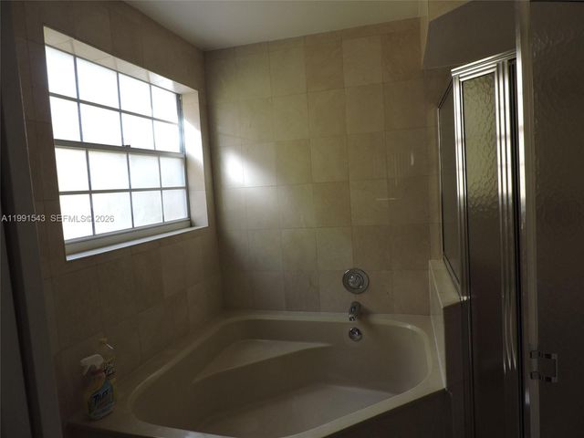 15065 SW 108 TE, Miami, FL 33196