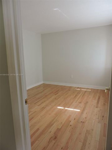 15065 SW 108 TE, Miami, FL 33196