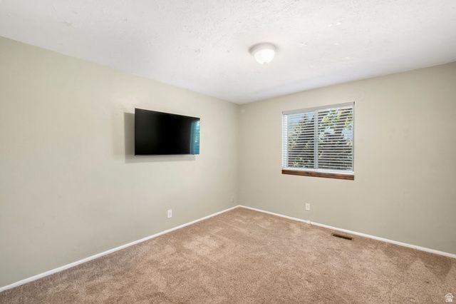 3489 E CREEK RD, Cottonwood Heights, UT 84121