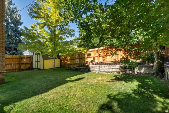 3489 E CREEK RD, Cottonwood Heights, UT 84121