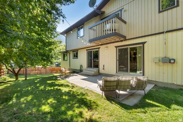 3489 E CREEK RD, Cottonwood Heights, UT 84121