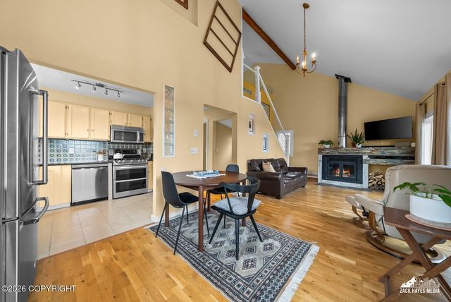8201 Robert Drive, Anchorage, AK 99516
