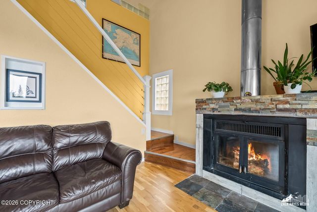 8201 Robert Drive, Anchorage, AK 99516