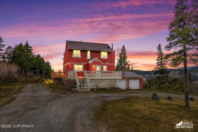 8201 Robert Drive, Anchorage, AK 99516