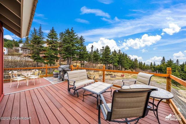 8201 Robert Drive, Anchorage, AK 99516
