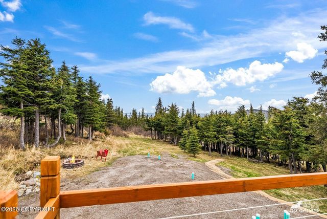 8201 Robert Drive, Anchorage, AK 99516