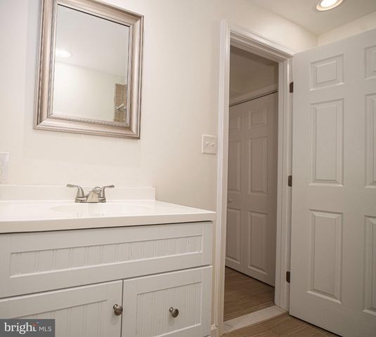 7809 RESTON LN, Baltimore, MD 21237