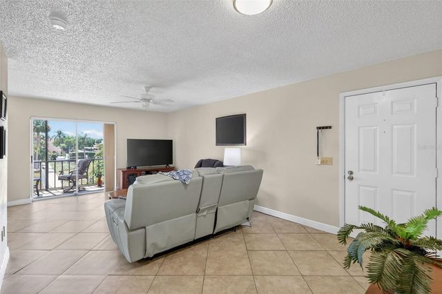 6146 7TH AVENUE W 6146, Bradenton, FL 34209