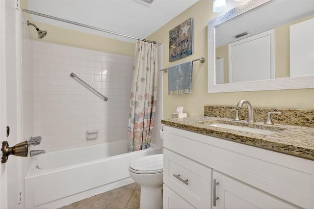 6146 7TH AVENUE W 6146, Bradenton, FL 34209