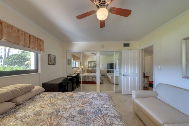 868 BAYWAY BOULEVARD 108, Clearwater Beach, FL 33767